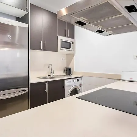снеск Q,r-с0de First -,-family Lux Apartamento